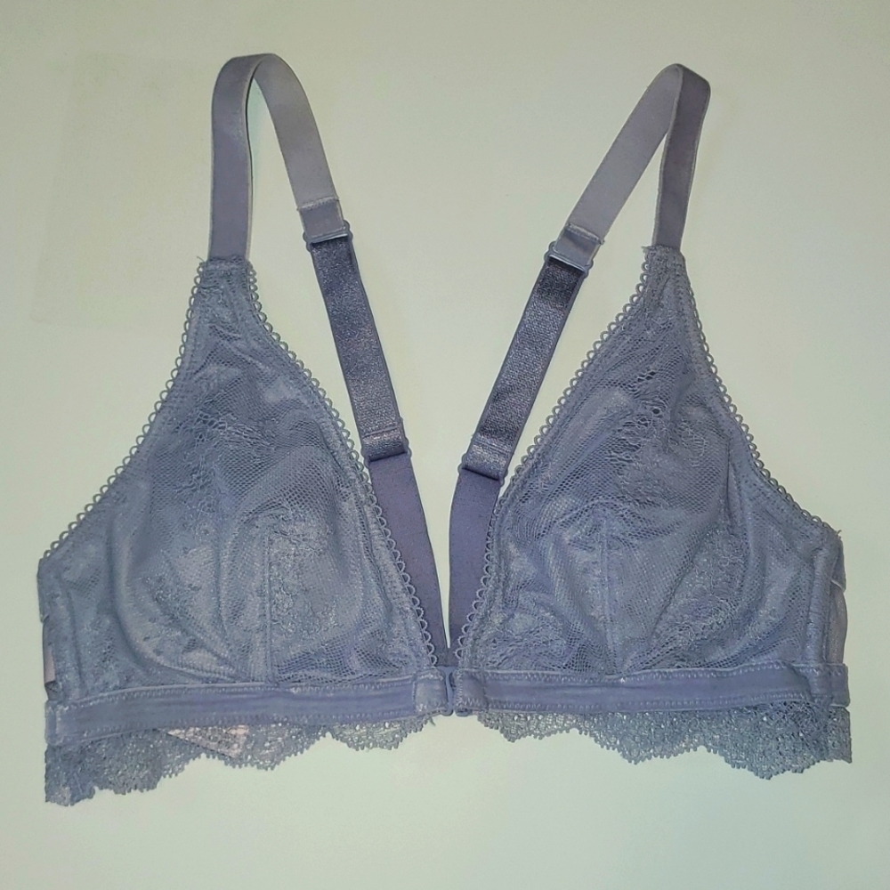 VS Lilac Front Closure Lace Bralette